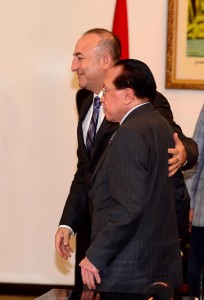  Turkish Foreign Minister Mevlut Cavusoglu (L) and Cambodian Foreign Minister Hor Namhong (R) meet at the foreign ministry in Phnom Penh on March 16, 2015. Turkish Foreign Minister Mevlut Cavusoglu made his first official visit to Cambodia on Sunday to inaugurate the Turkish embassy in Phnom Penh and sign an agreement with his Cambodian counterpart.