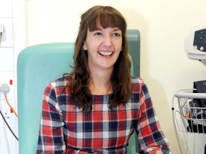 British Nurse Pauline Cafferkey Now 'Critically Ill' After Her Ebola Relapse Worsens