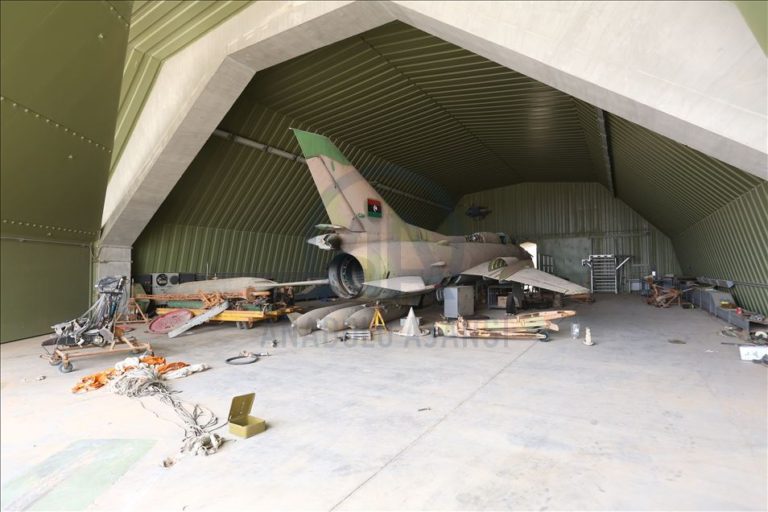 PHOTO: Libyan army retakes key airbase from warlord’s forces