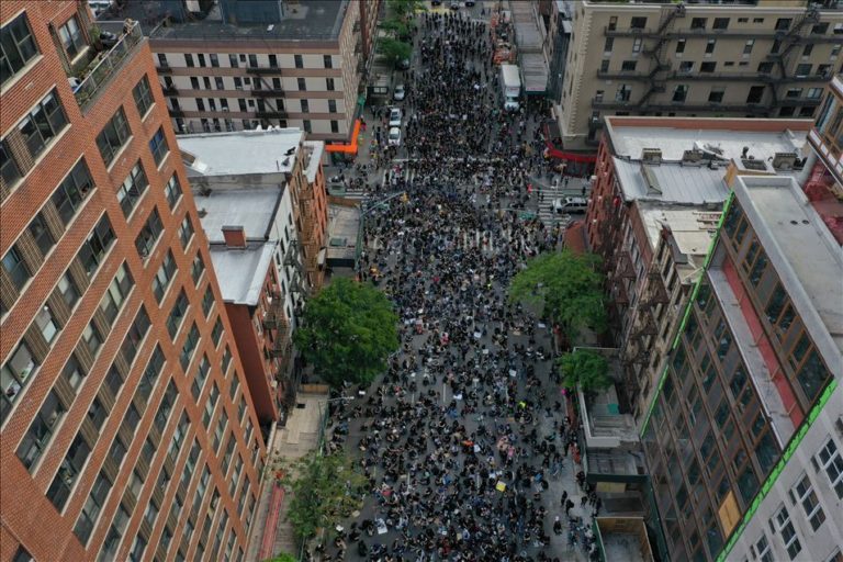 VIDEO: Thousands protest in New York against police brutality over death of George Floyd