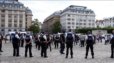 Police officers in Brussels demonstrate against accusations of racism