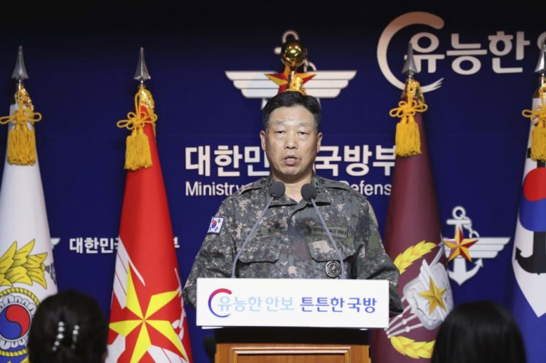 Seoul: North Korea kills South Korean official, burns his body