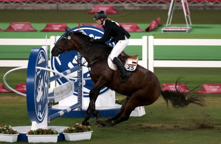 Germany’s modern pentathlon coach disqualified after punching horse