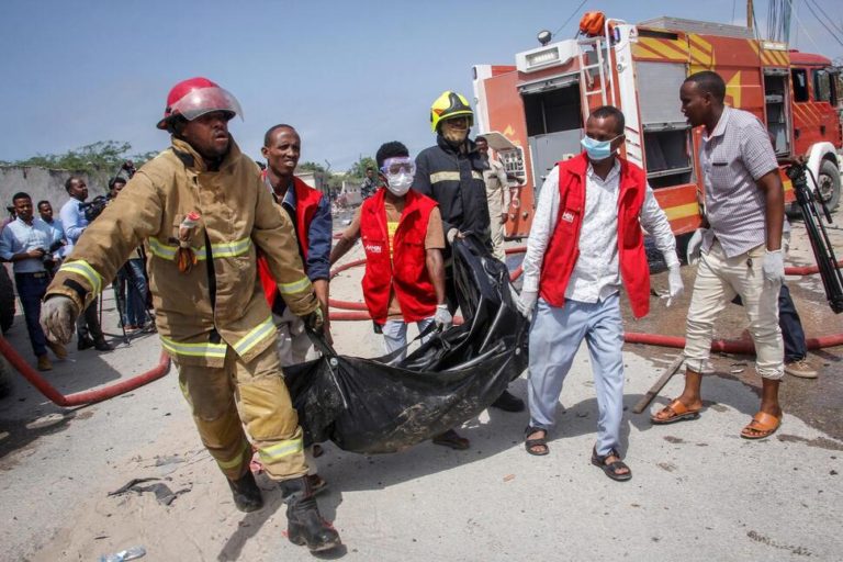 Suicide bomb blast in Somali capital kills at least 4