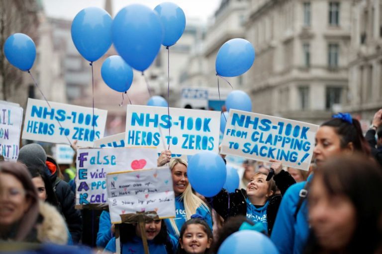Nurses in England and Wales to vote on strike action over pay