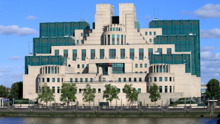 China claims it has ‘arrested MI6 spy who was gathering state secrets & recruiting more spooks for Britain’