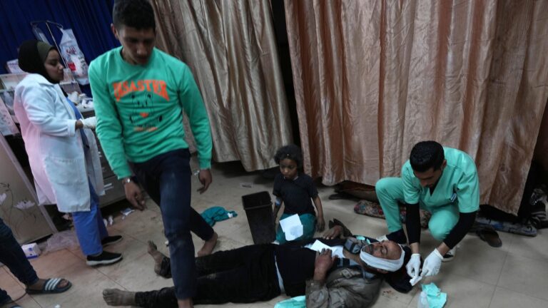 Doctors visiting a Gaza hospital are stunned by the war’s toll on Palestinian children